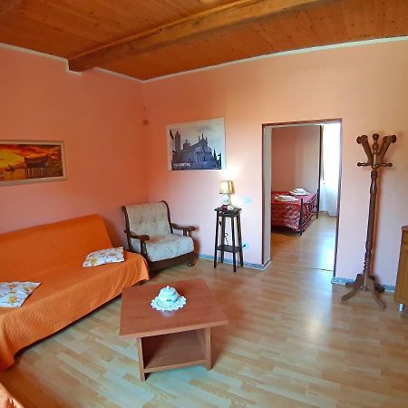 Casa La Fonte Apartment Маса Маритима Екстериор снимка