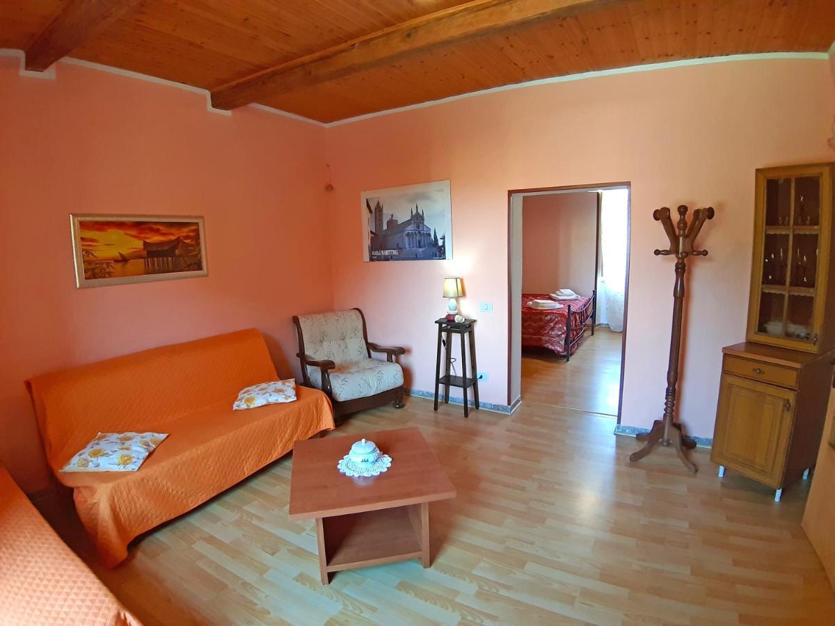 Casa La Fonte Apartment Маса Маритима Екстериор снимка